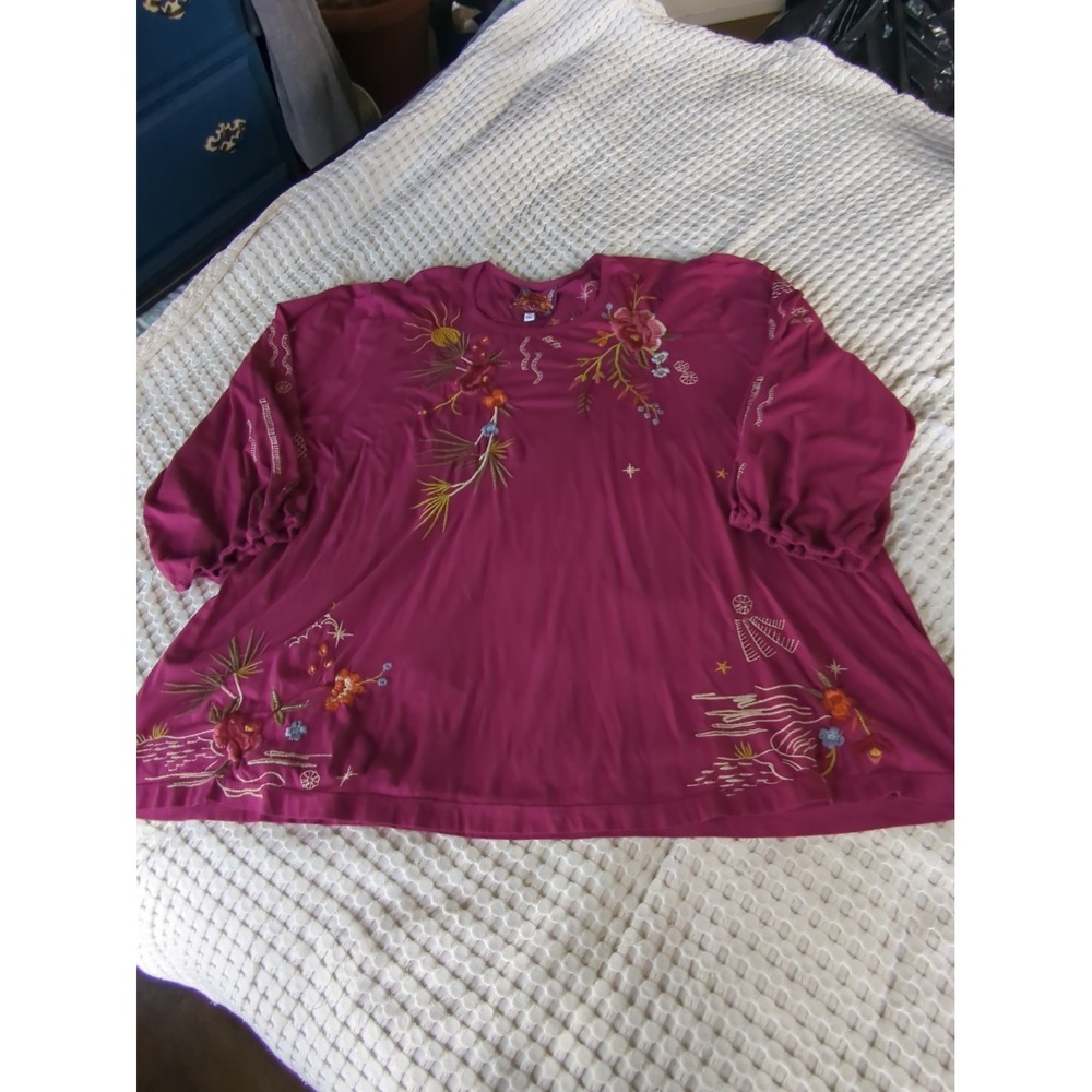Johnny Was Tunic Top Embroidered Cotton Fuchsia Floral Size 3X 3/4 Sleeves